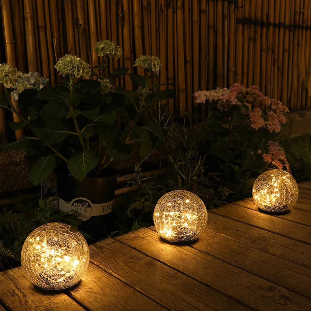 Solar Globe Light – Effortless Solar-Powered Convenience