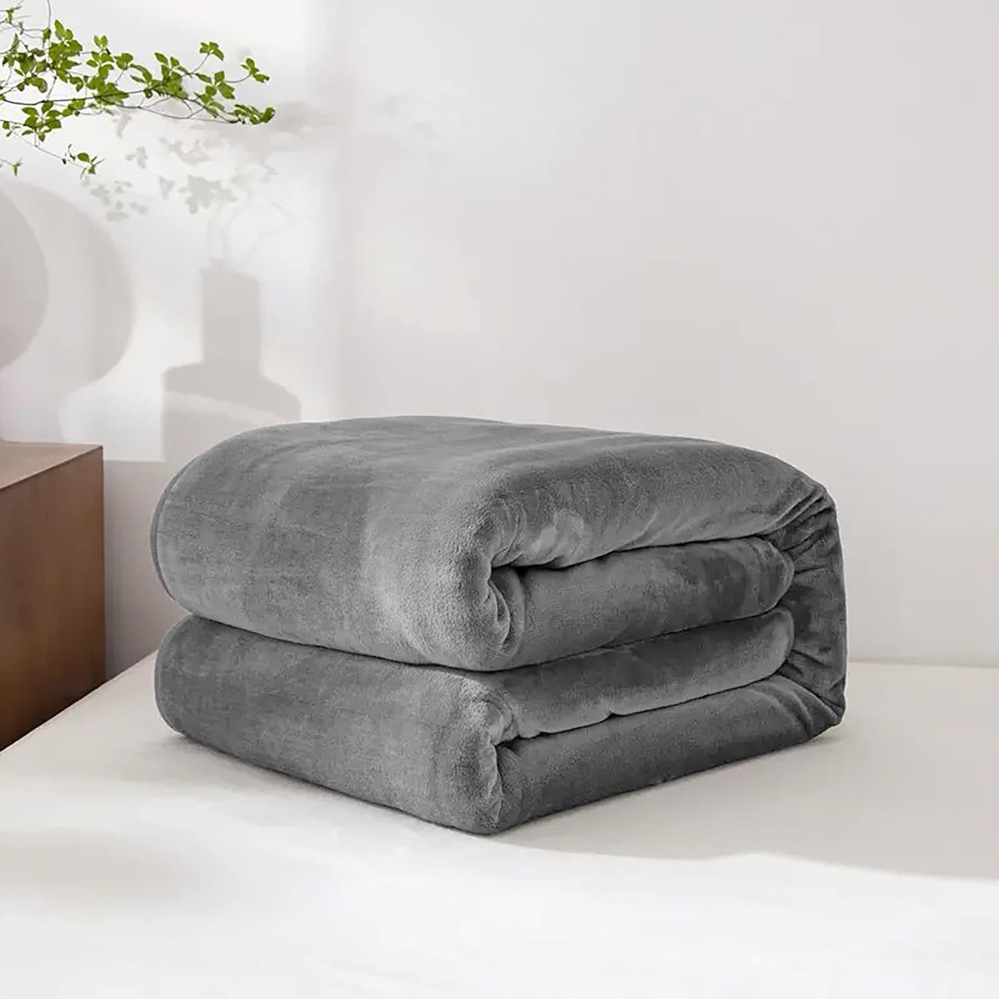 Fleece Large Sofa Throw Light Weight Faux Fur Blanket