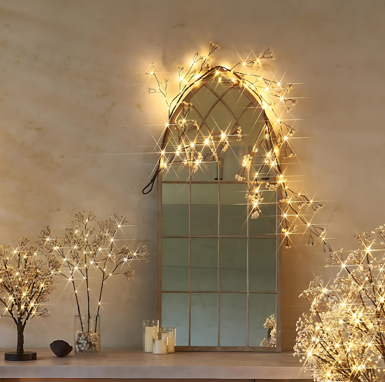 Illuminated Garland – Effortless elegance for any space