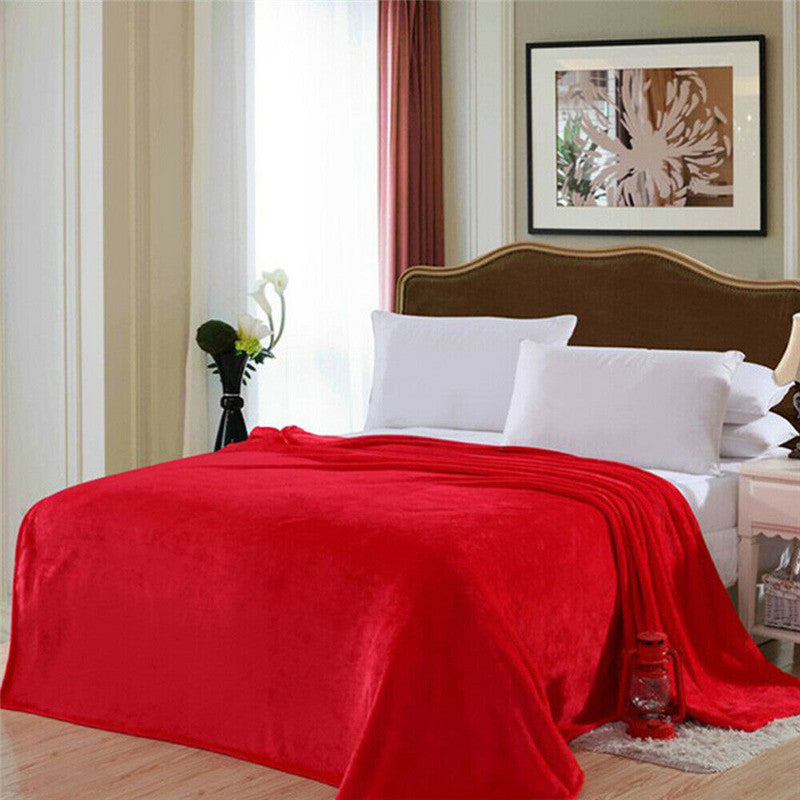 Large Luxury Soft Fleece Throw Blanket - Suitable for Every Weather