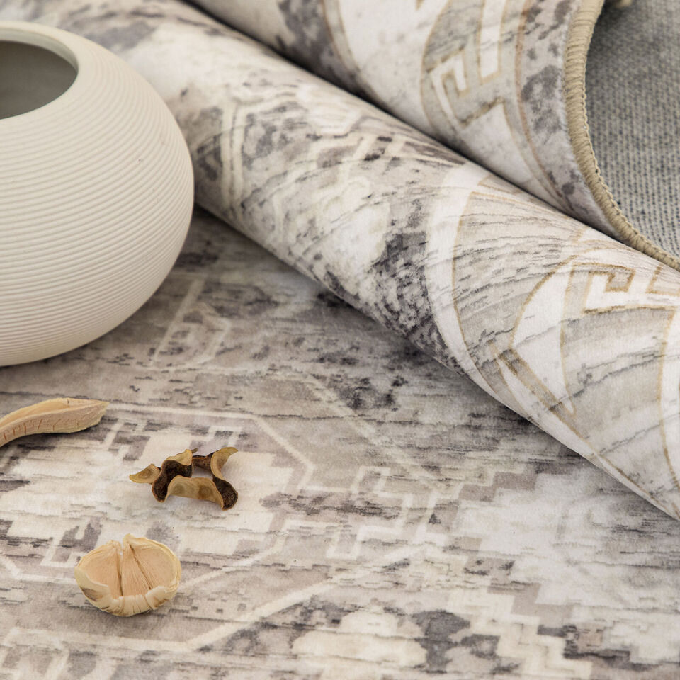 Modern Machine Washable Carpet - Charming Design, Soft and Durable