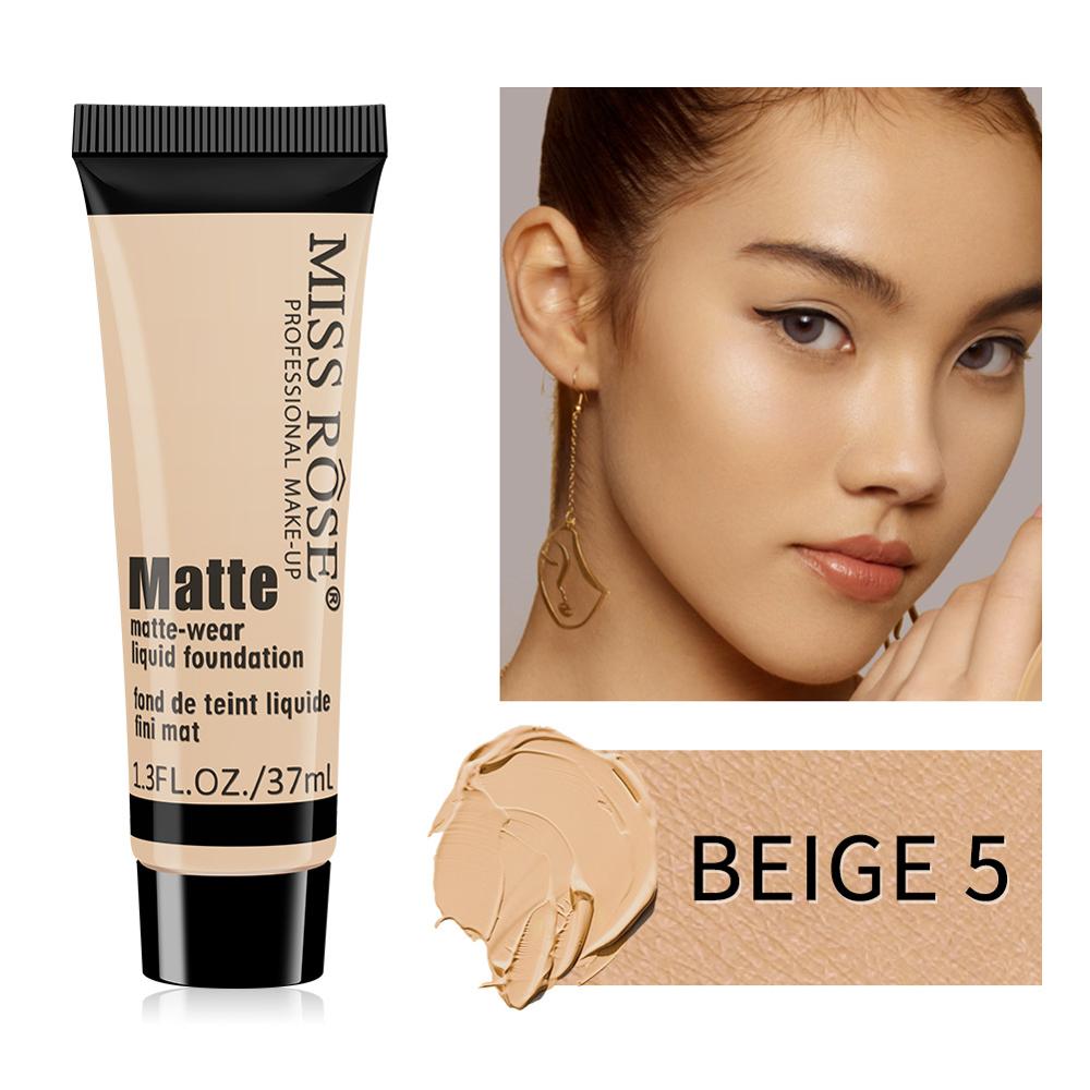 WATERPROOF & SWEATPROOF MAKEUP FOUNDATION