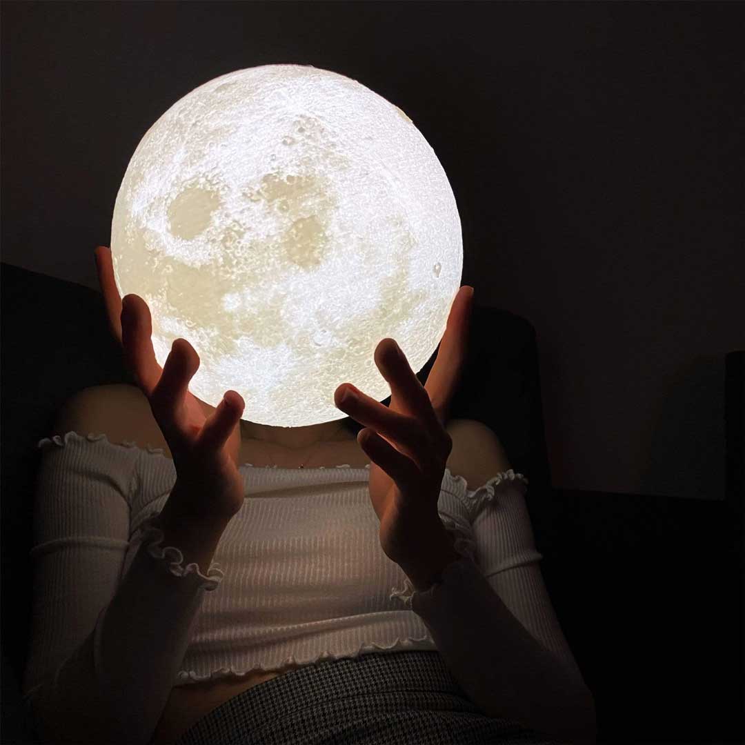 Moon Lamp 3D